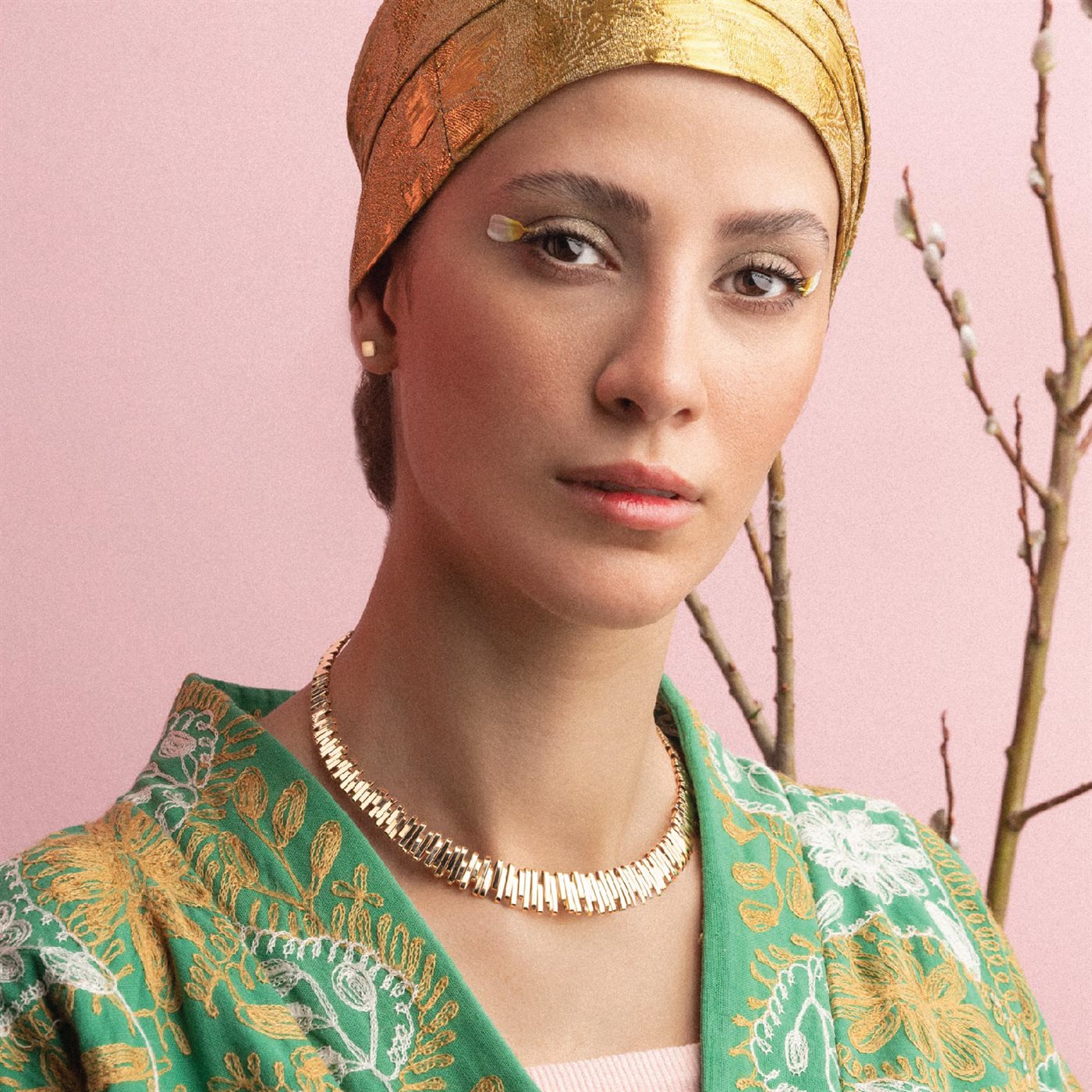 گردنبند طوق فرکانس