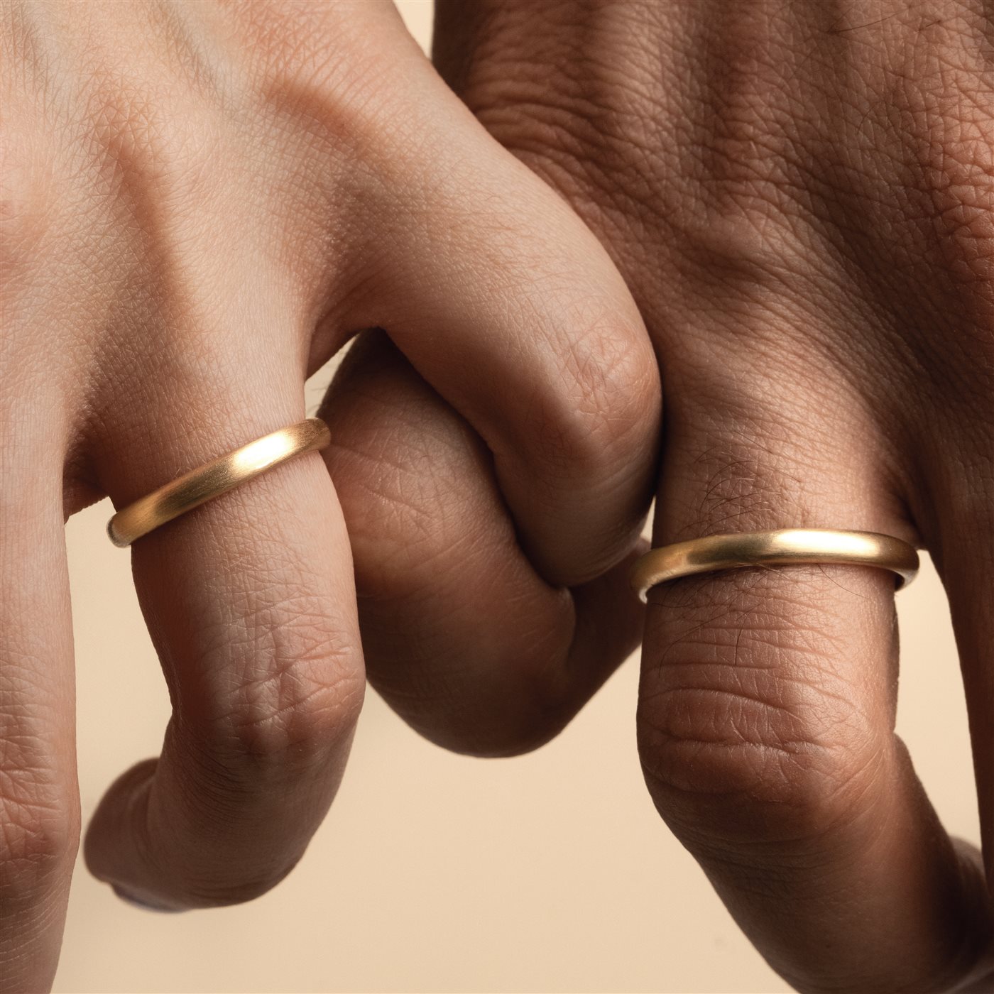 انگشتر دامله مات